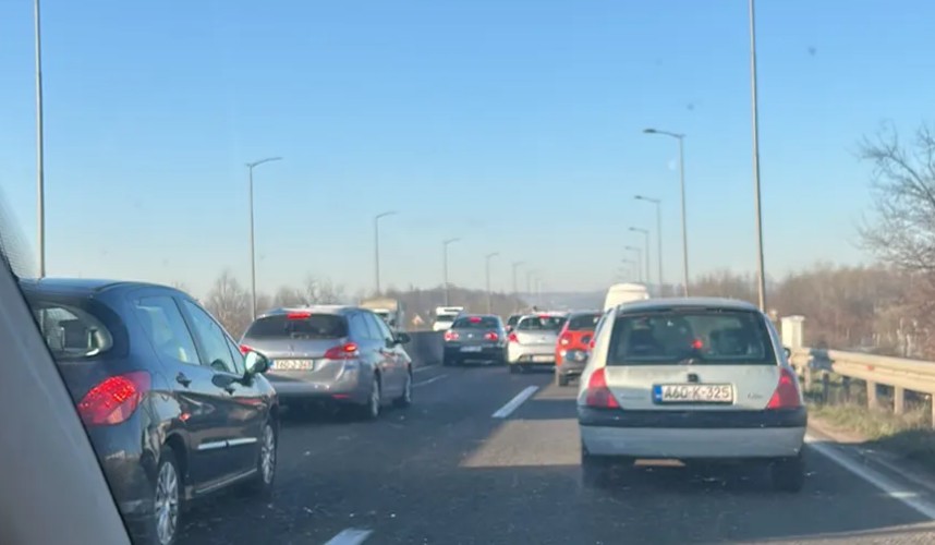 Zastoj u Banjaluci na brzoj cesti i zapadnom tranzitu: Čeka se i do 40 minuta FOTO/VIDEO