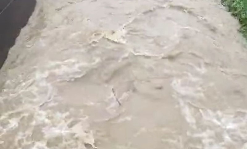 Dramatično u Banjaluci: Pogledajte kako izgleda korito rijeke Crkvene VIDEO