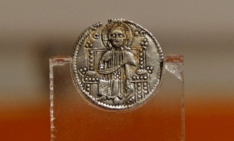 Zanimljivosti u novčiću: Prvi srpski dinar sa ćirilicom kovan je 2014. i to na Rudniku