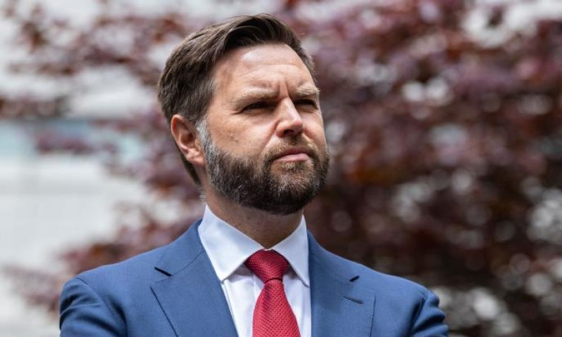 Vens poručio: Određuje se datum sastanka Putina i Zelenskog o okončanju rata