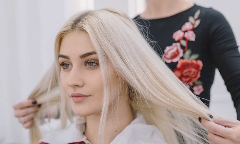 Hladno vrijeme i grijanje prave štetu: Savjeti za zdravu kosu tokom zime