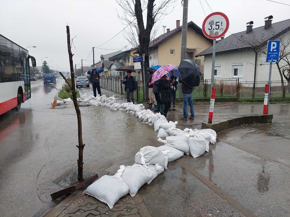 Kritična situacija u nekoliko banjalučkih naselja! Građani zabrinuti: “Nikoga ovo ne zanima” VIDEO