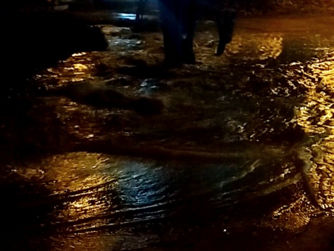 Nabujali potok u Priječanima prijeti domaćinstvima VIDEO