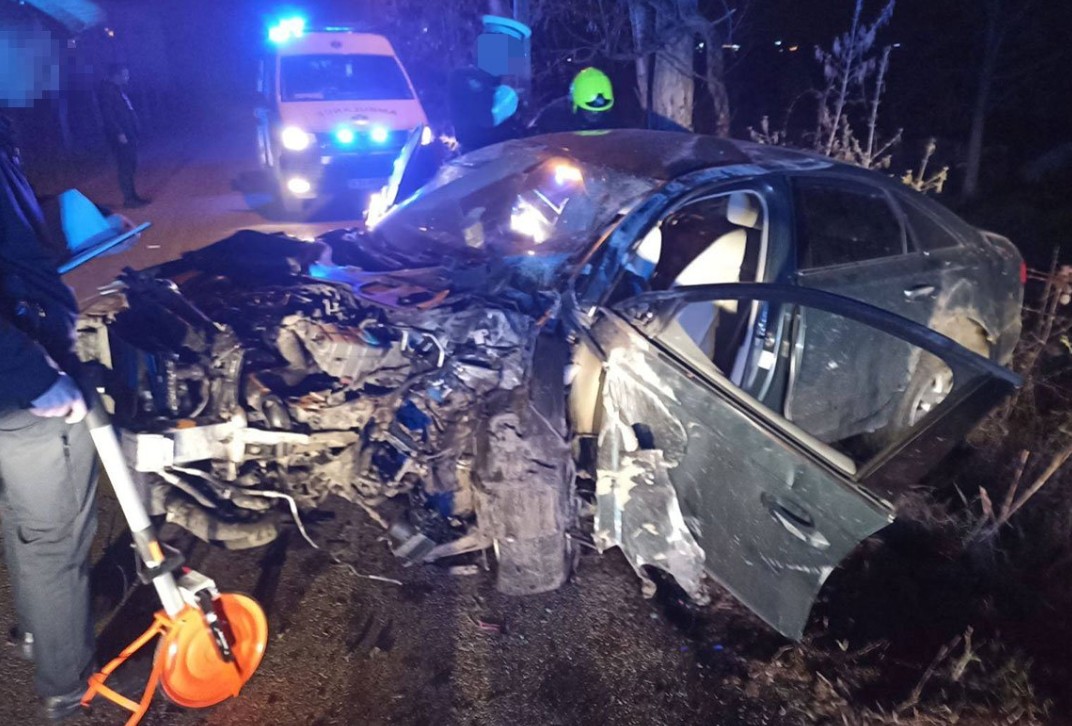 Teška saobraćajka u Banjaluci: Ima povrijeđenih, intervenisali vatrogasci FOTO