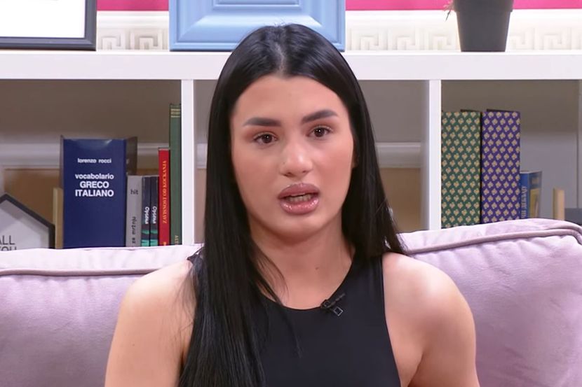 Pjevačica promijenila priču o napadu u Beogradu: “Ukrali su mi zlatni prsten”