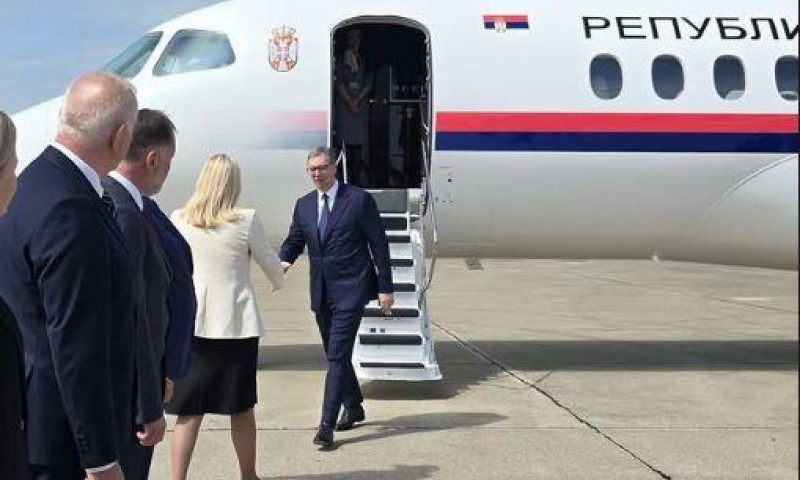 Dočekala ga Cvijanovićeva: Vučić stigao u Banjaluku