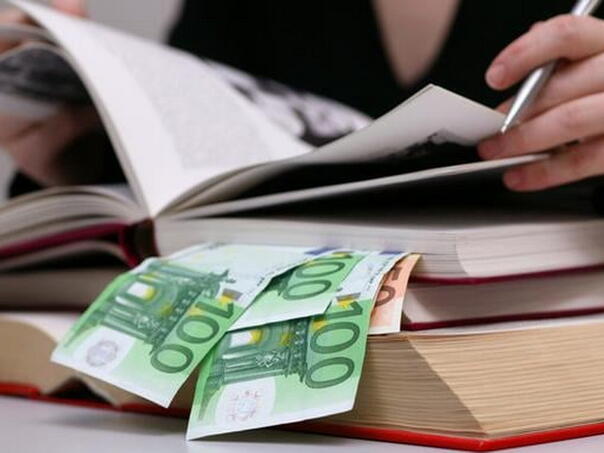 Najviše u zdravstvu i obrazovanju: U Crnoj Gori skoro 25.000 lažnih diploma