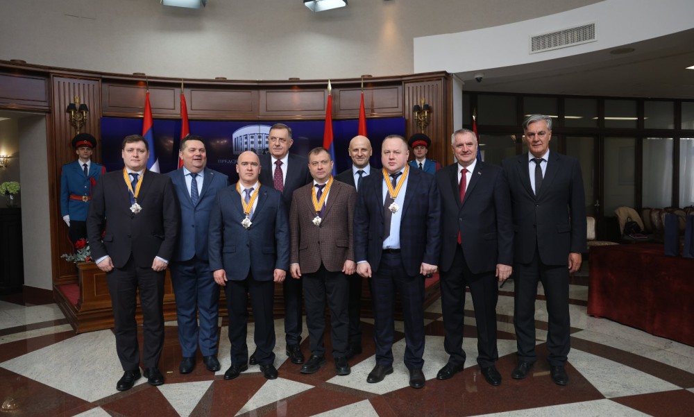 Dodik uručio ordenje: Intenzivna saradnja na svim poljima između Srpske i Rusije