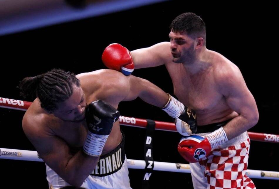 Filip Hrgović prebio Džojsa, sad ide po titulu svjetskog šampiona VIDEO