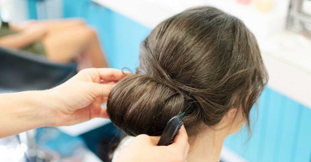 Frizura naših baka se vraća: Odlično pristaje obliku lica