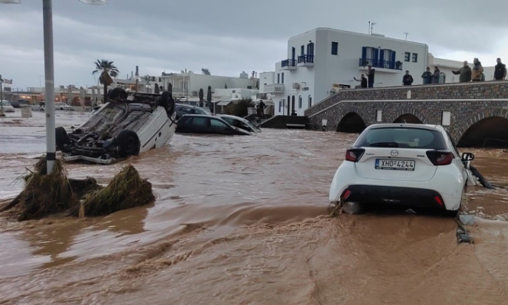 Haos u Grčkoj: Poplavljeni putevi, škole ne rade
