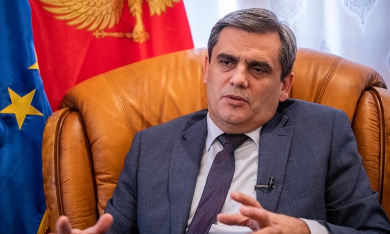 Ibrahimović tvrdi: Vlada Crne Gore nije pomagala Dodiku i Stevandiću oko potjernice