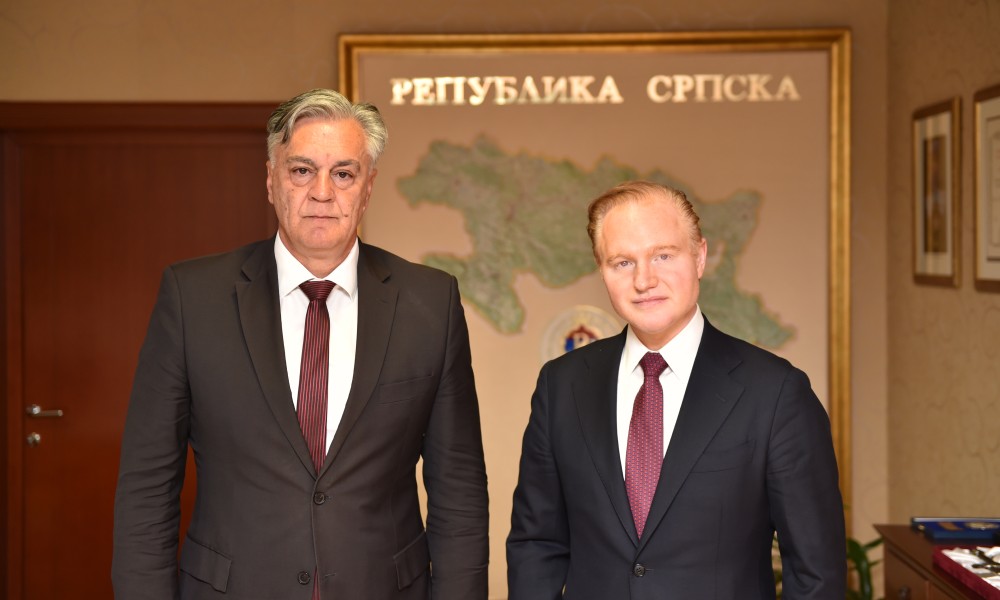 Karan razgovarao sa Martinom De Lukom: Krizu izazvale Šmitove odluke