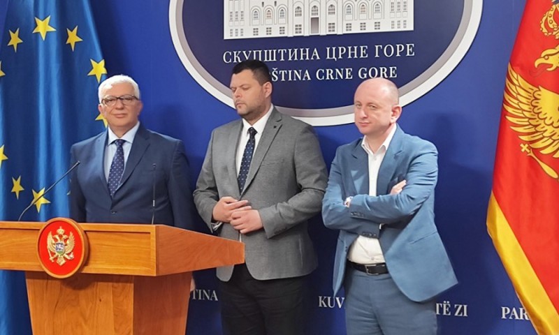 Mandić pozvao policiju i tužilaštvo da reaguju: Mafija neće stati na napadu u Nikšiću