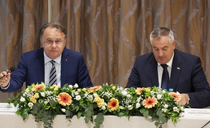 Višković se zahvalio Nikšiću: Konačno priznao da je BiH pod protektoratom
