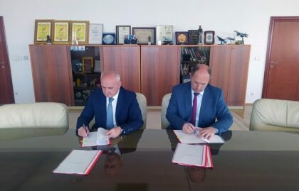 Vrijednost projekta 84 miliona KM: Petrović i Đokić potpisali koncesiju za solarnu elektranu “Trebinje tri”