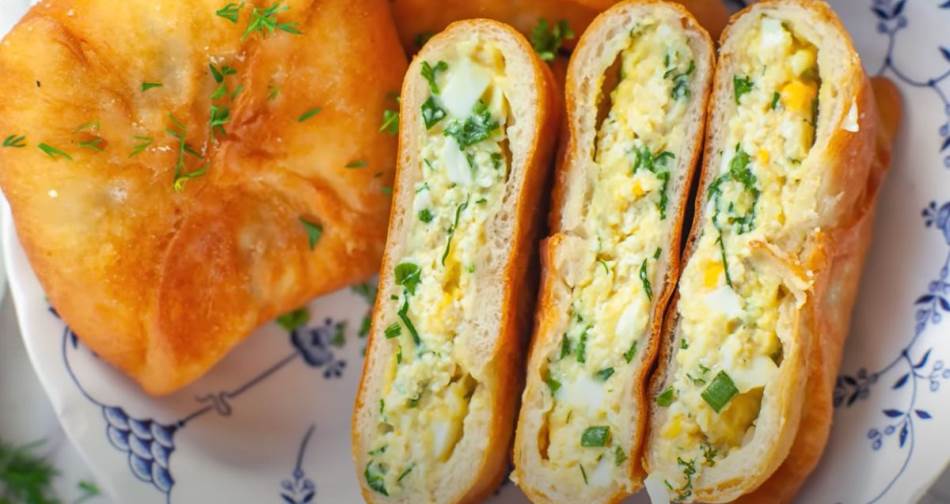 Svi će vam tražiti recept: Piroške sa sirom i mladim lukom