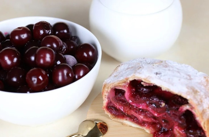 Pronađena buđ u štrudlama iz Srbije: Proizvod označen kao „potencijalno opasan“