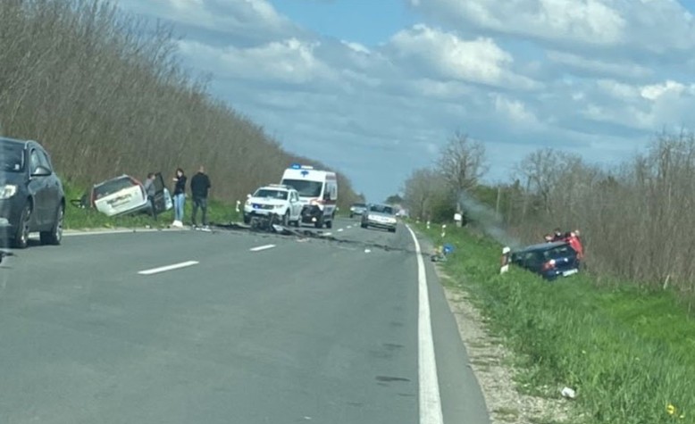 Detalji teške nesreće: Vozači stradali, među povrijeđenima djeca