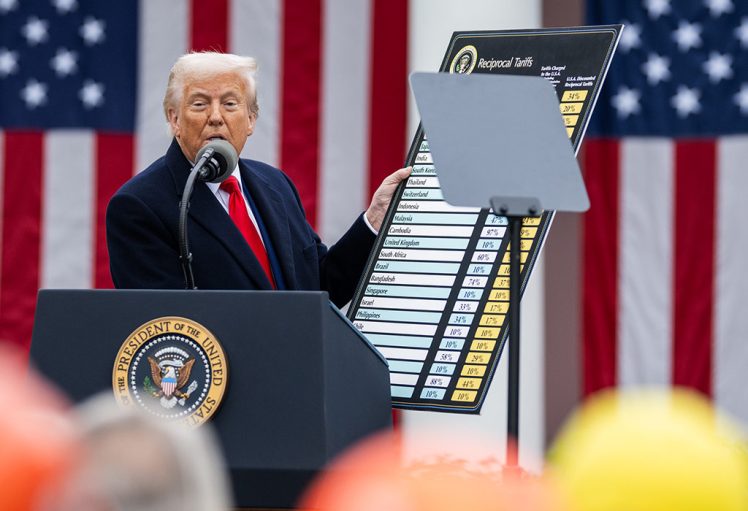 Tramp o carinama: Ne moram ponovo tražiti odobrenje Kongresa