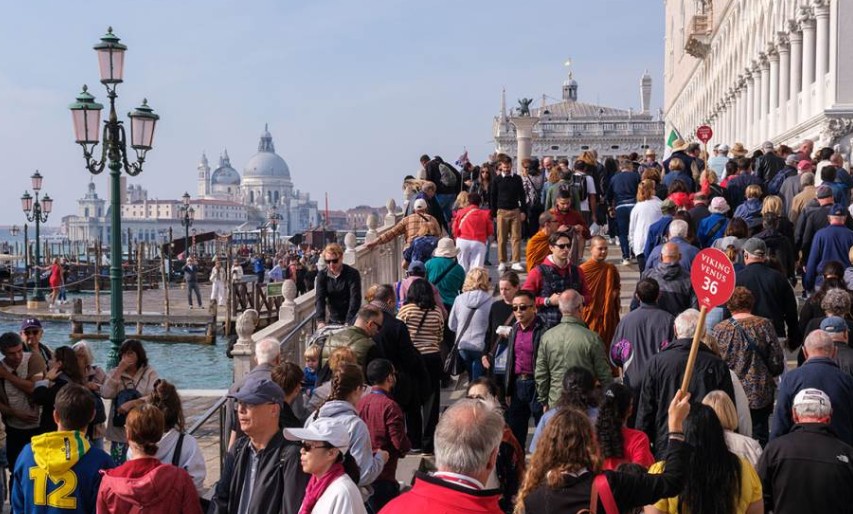 Problemi na svakom ćošku: Ovo je 7 najgorih destinacija za ljetovanje 2025.