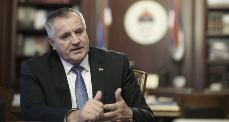 Višković o Bećiroviću i Komšiću: Ne mogu ništa dobro donijeti iz Londona za BiH