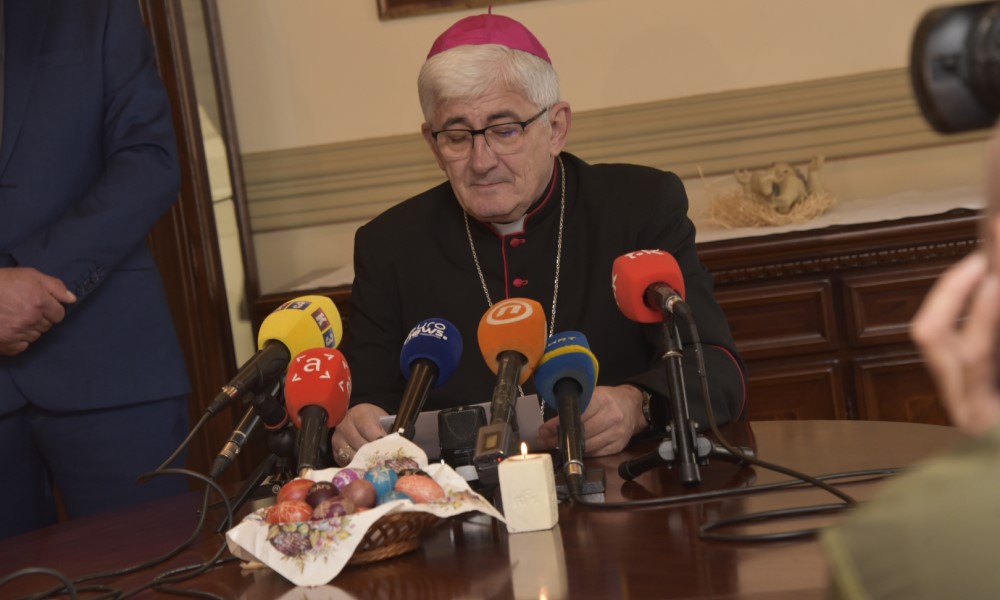 Mir je plod ljubavi: Banjalučki biskup čestitao Uskrs svim hrišćanima