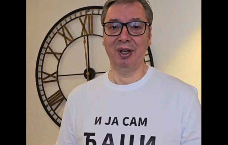 “Njihova borba je čudesna”: Vučić čestitao Dan studenata u majici “I ja sam Đaci” VIDEO