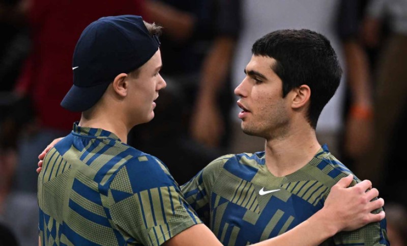 Karlos Alkaraz poražen: Rune po prvi put u karijeri osvojio ATP turnir u Barseloni