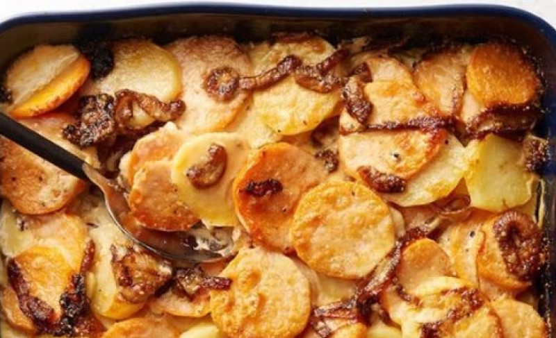 Jednostavno, a tako ukusno: Batat sa crvenim lukom – idealno jelo za one koji poste