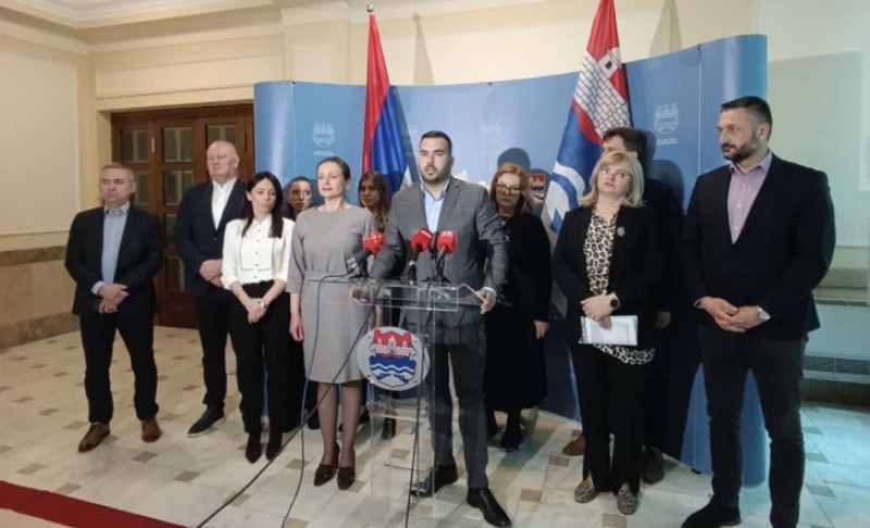 Zeljković apeluje na banjalučku Gradsku upravu: Izvršite obaveze prema srednjim školama