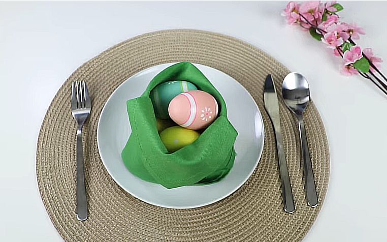 Za Vaskrs kao iz bajke: Četiri ideje za dekoraciju od salveta VIDEO
