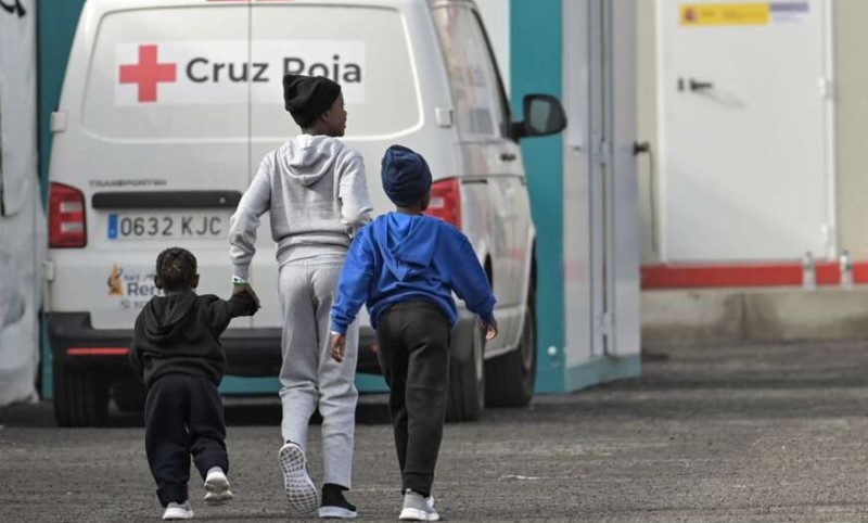 Haos u Americi: Trampovi agenti iz zemlje protjerali djevojčicu (4) koja ima rak