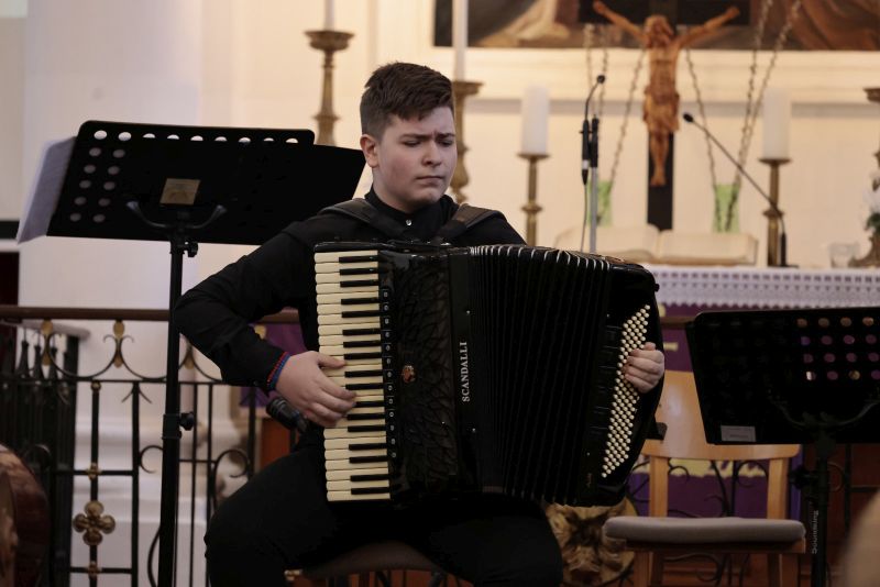 “Grand pri” za Đorđa Perića na međunarodnom festivalu “Paksi harmonika”