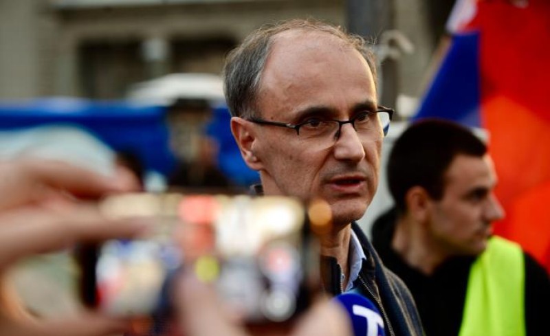 Macut poručio da se prijetnje Vučiću ne smiju shvatiti olako: Nadležni da reaguju odlučno