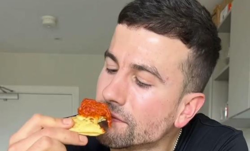 Odlučio da okrene novi list i nije se pokajao: Filip zbog ajvara dao otkaz na poslu