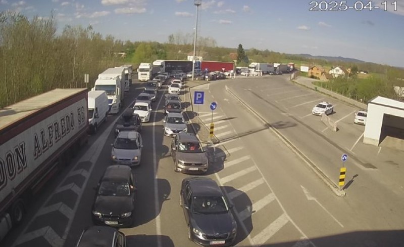 Vikend “kuca na vrata”: Vozači, strpljivo na ovim graničnim prelazima u BiH zbog gužve
