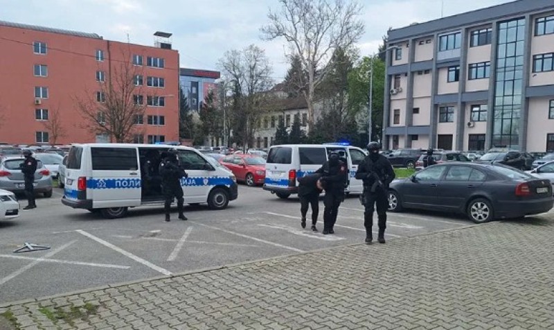 Pao trojac, među njima i žena: Uhapšeni u akciji “Hanter” sprovedeni u OJT Banjaluka VIDEO