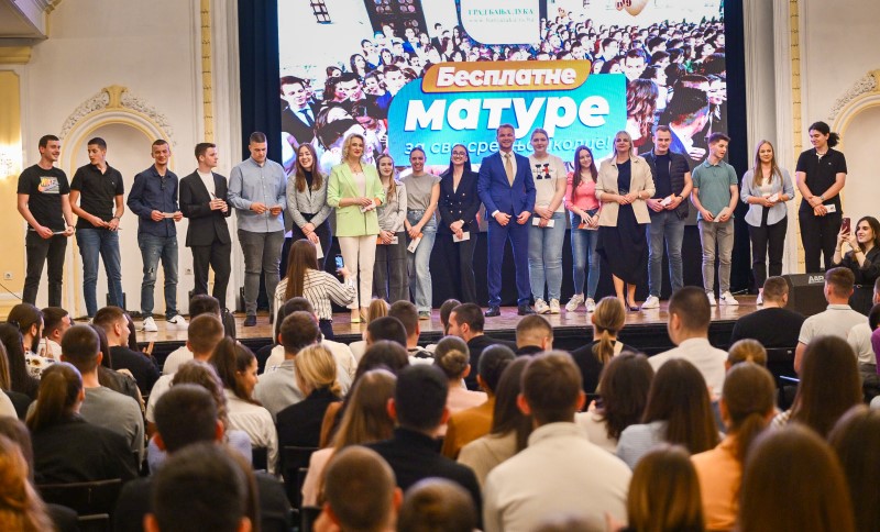 Podrška Grada: Banjalučkim maturantima podijeljeni vaučeri za besplatne proslave