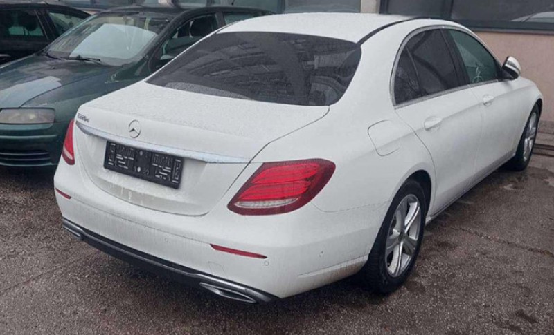 Vozilo pronađeno u Zenici: Kakanjac uhapšen zbog krađe “mercedesa” u Prijedoru