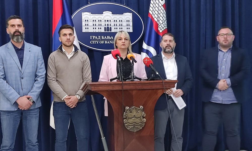 Savić Banjac poručila: Novac dodjeljujemo pravilnikom, a ne na zahtjev kao na republičkom nivou