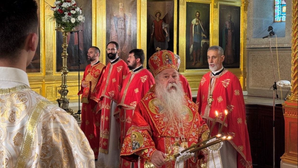 Mitropolit Hrizostom služio Vaskršnju liturgiju u Sarajevu: “Neka je svima na spasenje i zdravlje”