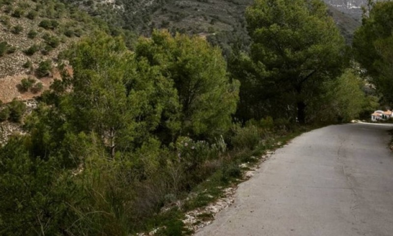 Nema odmora… Zainatili su se i obnovili cijelo selo iz kog su vlasti protjerale sve stanovnike FOTO