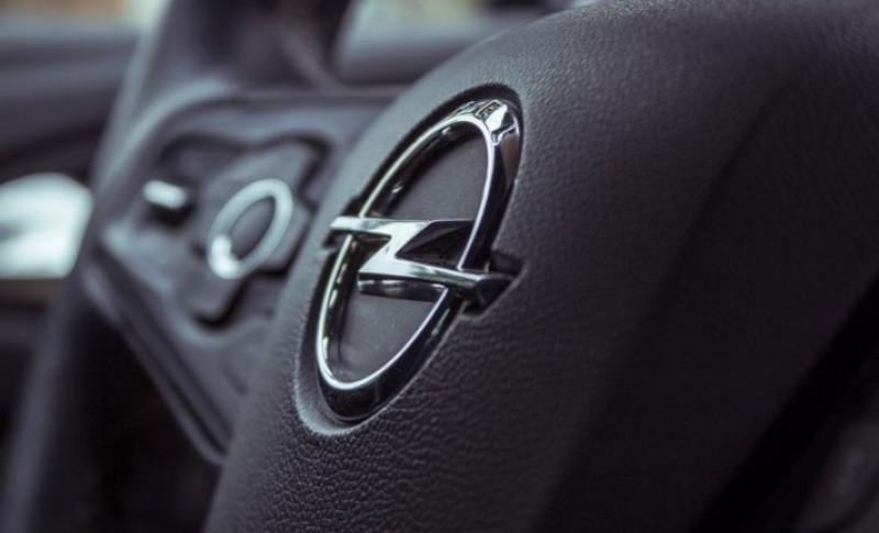 Neobičan dizajn: Da li znate za ajkule u kabini ovog proizvođača VIDEO