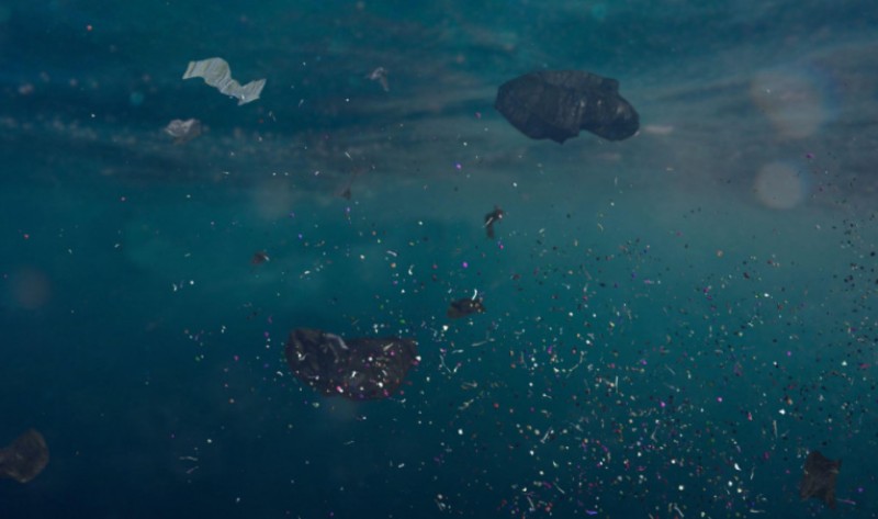 Ne zagađuje okeane: Naučnici razvili plastiku koja se razgrađuje u morskoj vodi