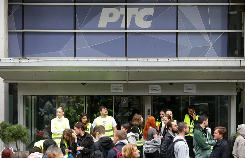 Radio-televizija Srbije saopštila: Disciplinski postupak protiv radnice zbog ometanja kolega u poslu