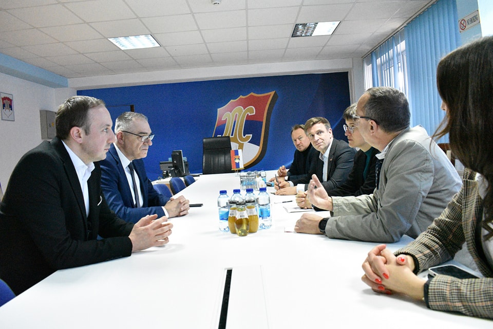 Sastanak sa Lirmanovom u stranačkim prostorijama: Miličević podržao njemačke sankcije