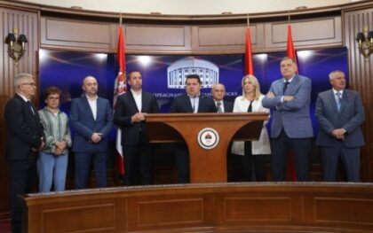 Stevandić poručio da će svi biti ravnopravni: Regulisaćemo zakonski – ni jedna partija neće dobijati novac iz budžeta