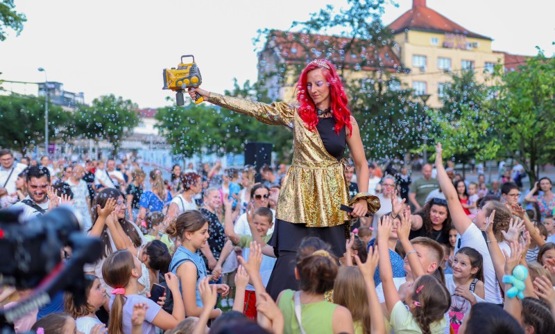 Budite dio “TrotoArta”: Javni poziv za učešće u programu Festivala uličnih zabavljača u Banjaluci