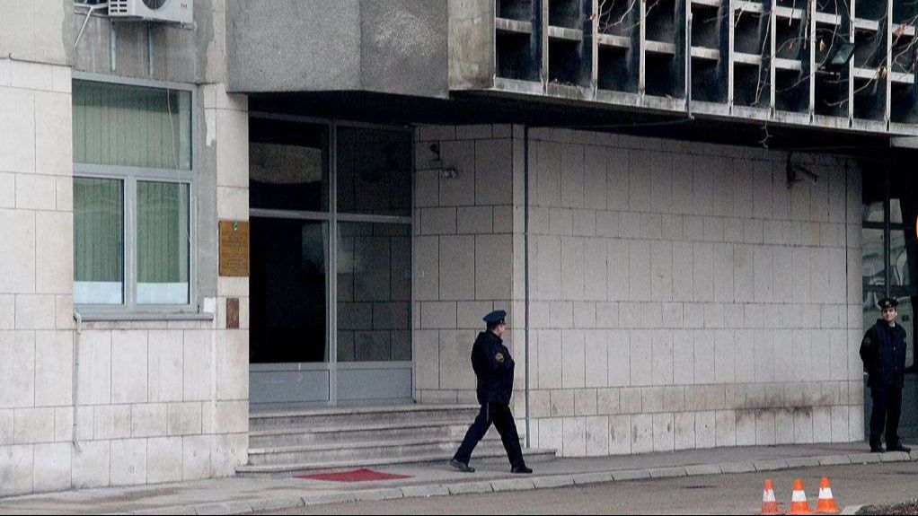 Tužilaštvo o uhapšenom službeniku: Pištolje koji su građani predali policijskoj upravi prodao i uzeo novac sebi